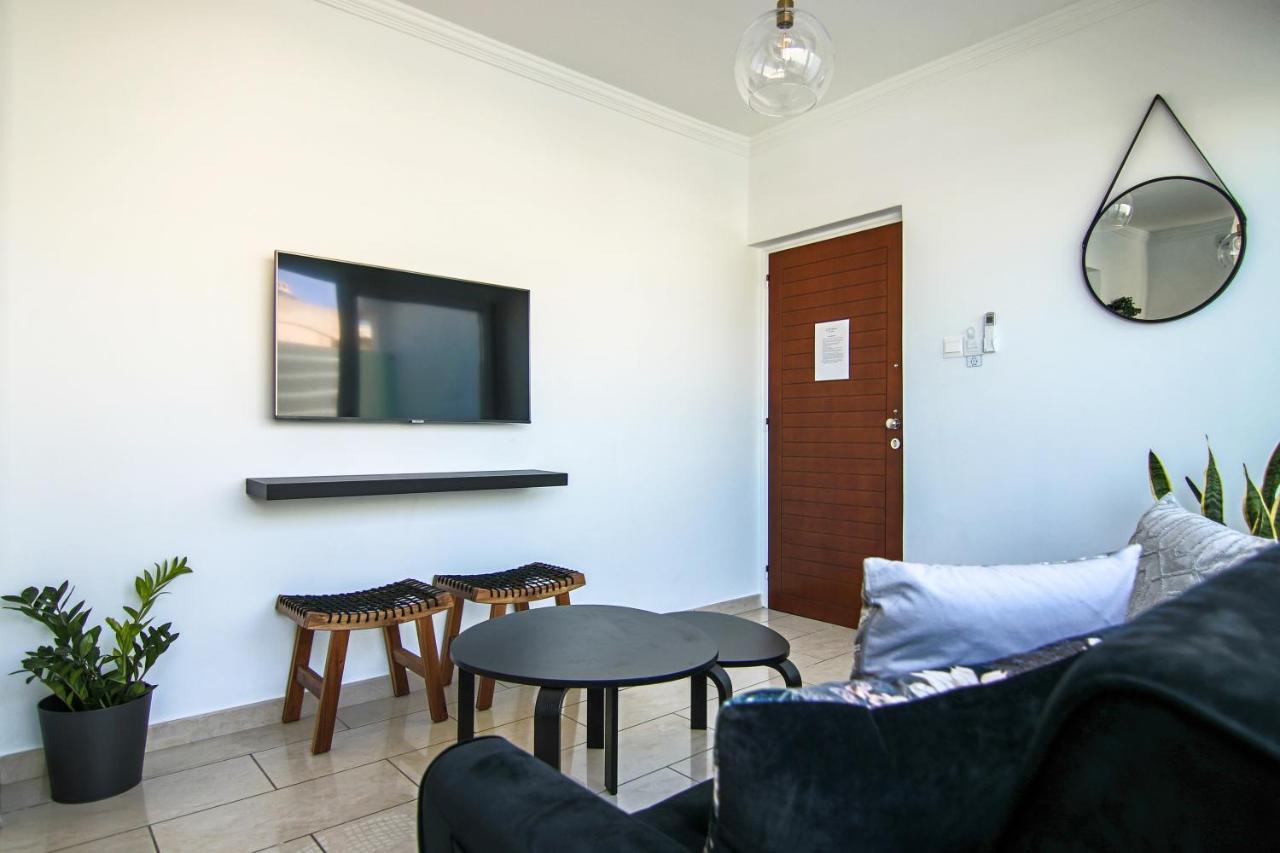 Phaedrus Living: Seaside Luxury Flat Lighthouse 62 Apartment Paphos Bagian luar foto